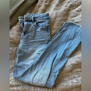 ae mom jean